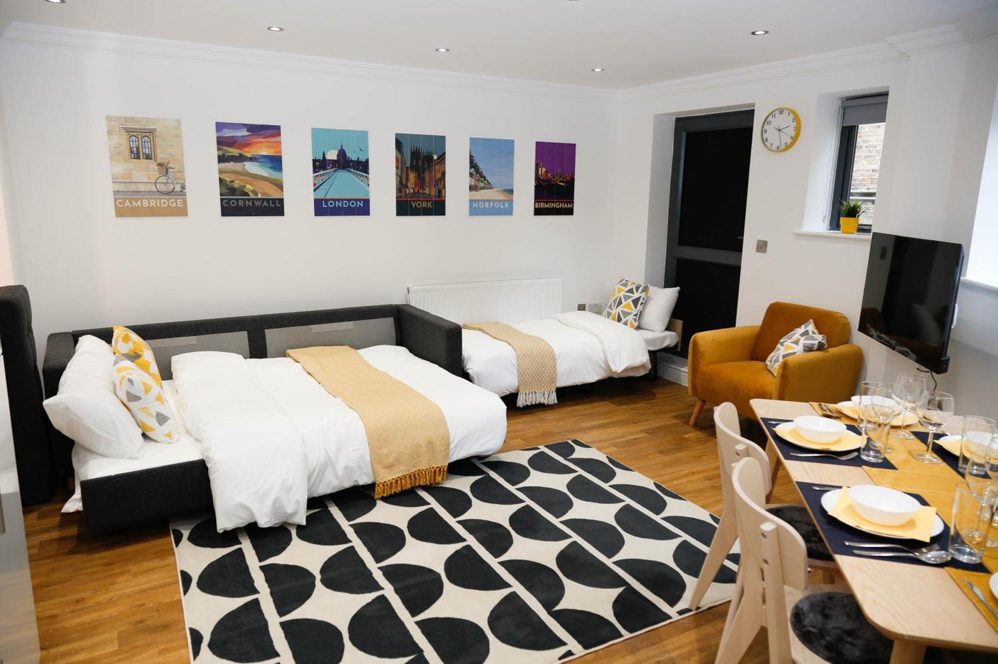 New Luxury Apartments In Central Location Next To Shops, Cafes, Bars & Metro Лондон Екстериор снимка